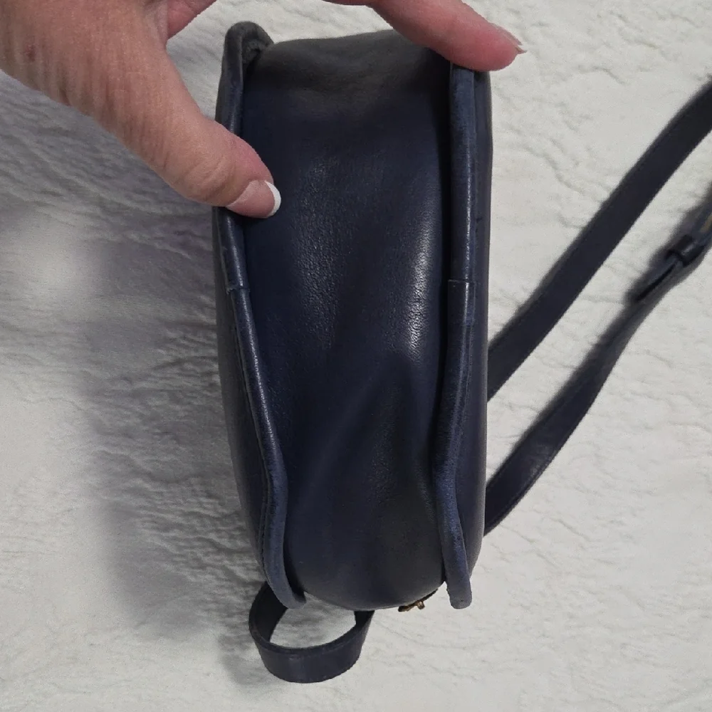 Coach Navy Crossbody Bag - Picture 5 of 7